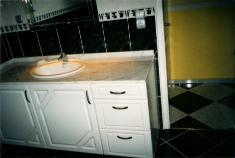 img009.jpg